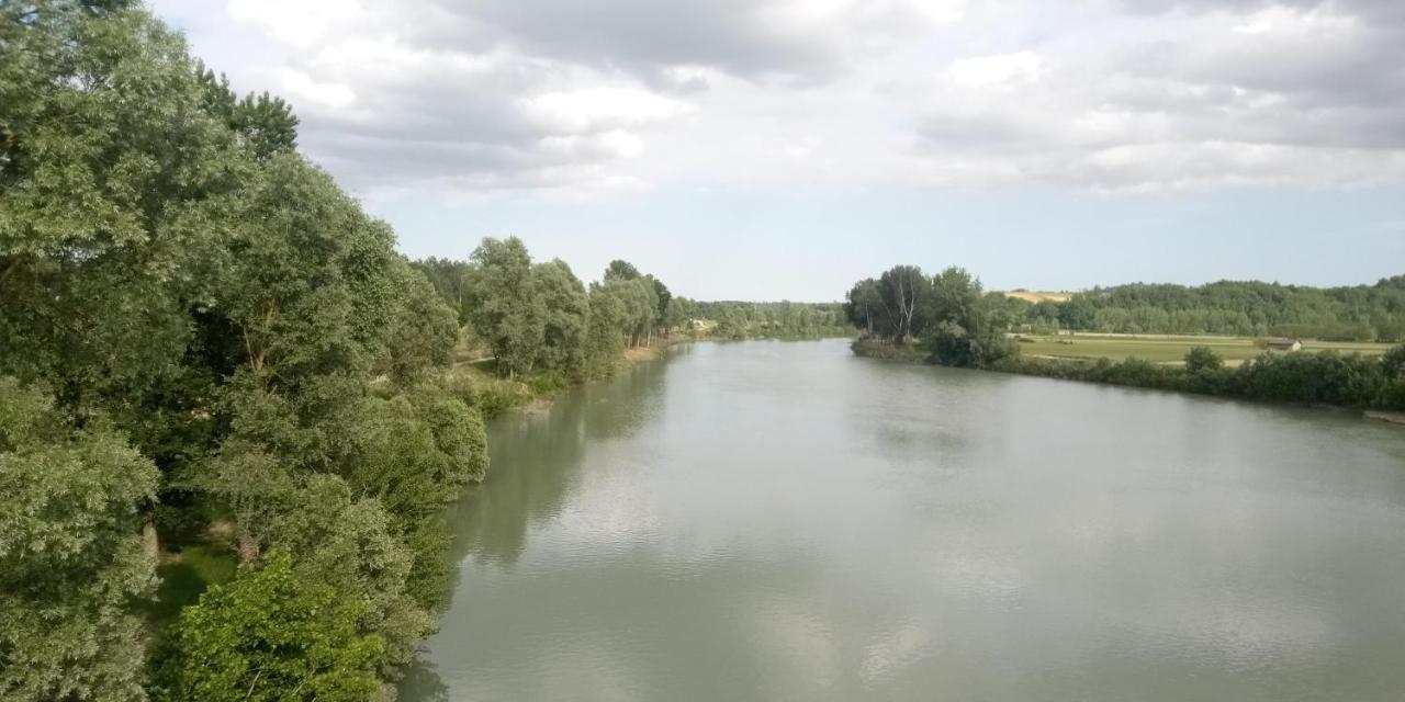 Casa Appartamento Vacanze La Fermata Delle Rondini Castello di Annone 외부 사진