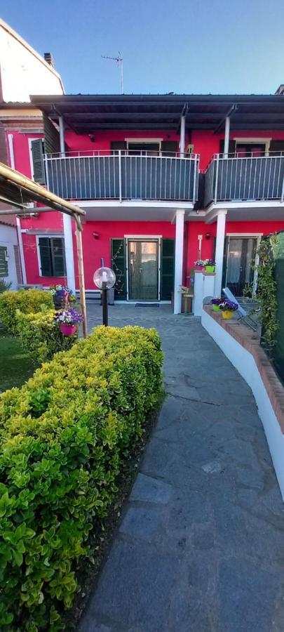 Casa Appartamento Vacanze La Fermata Delle Rondini Castello di Annone 외부 사진