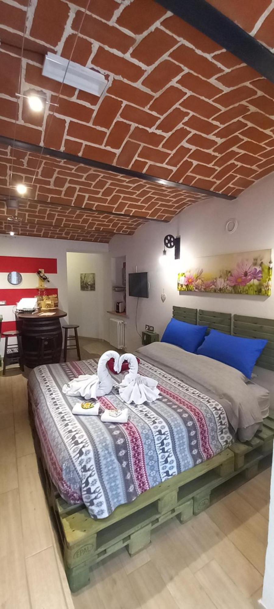 Casa Appartamento Vacanze La Fermata Delle Rondini Castello di Annone 외부 사진