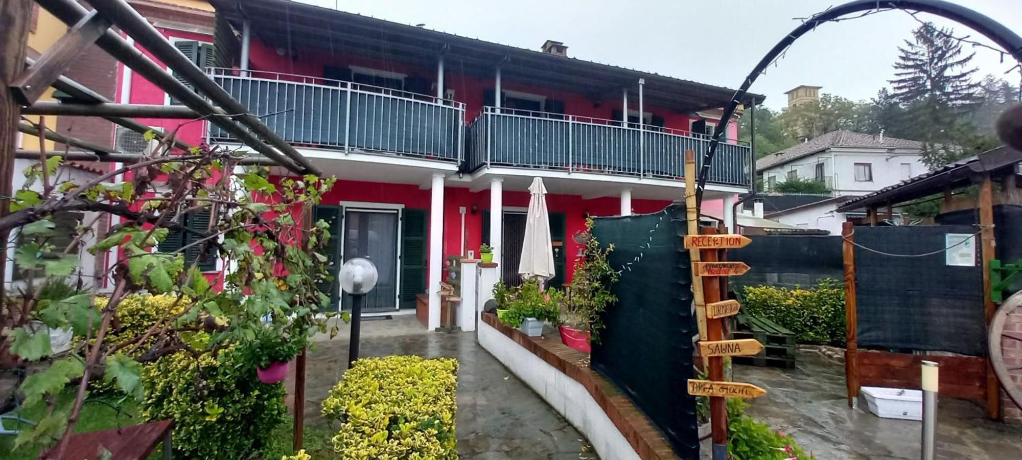 Casa Appartamento Vacanze La Fermata Delle Rondini Castello di Annone 외부 사진